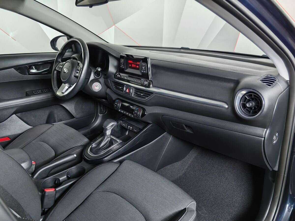 Kia Cerato с пробегом — 2019 год. Фото: #8