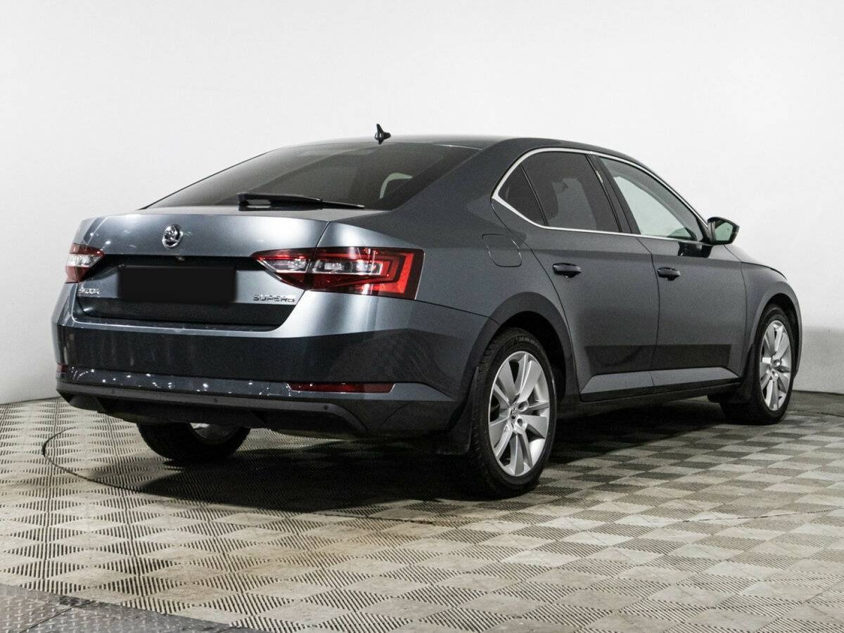 Skoda Superb с пробегом — 2018 год. Фото: #4