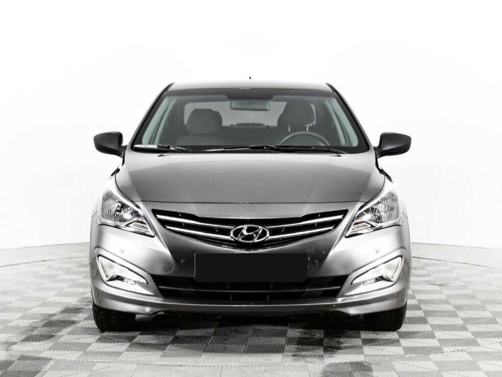 Hyundai Solaris с пробегом — 2014 год. Фото: #1