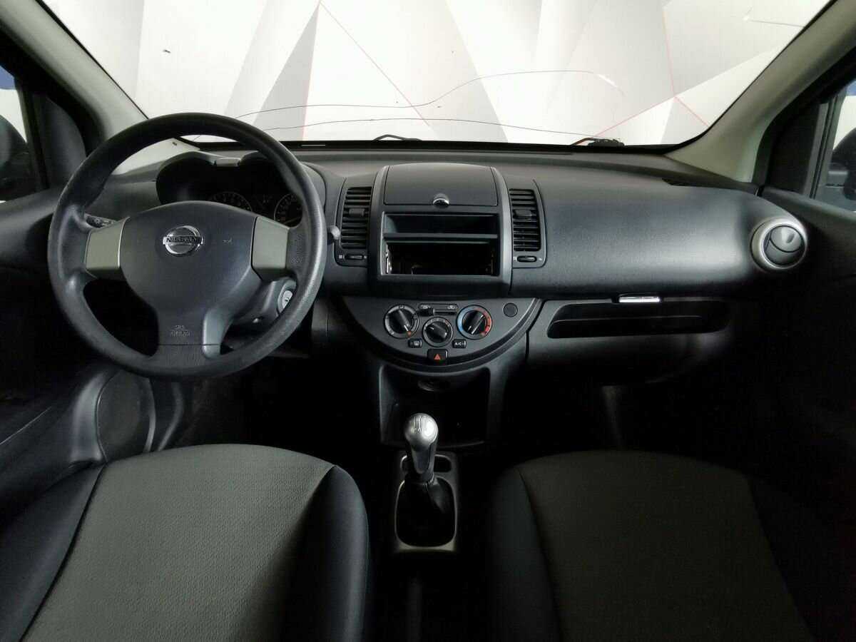Nissan Note с пробегом — 2013 год. Фото: #9