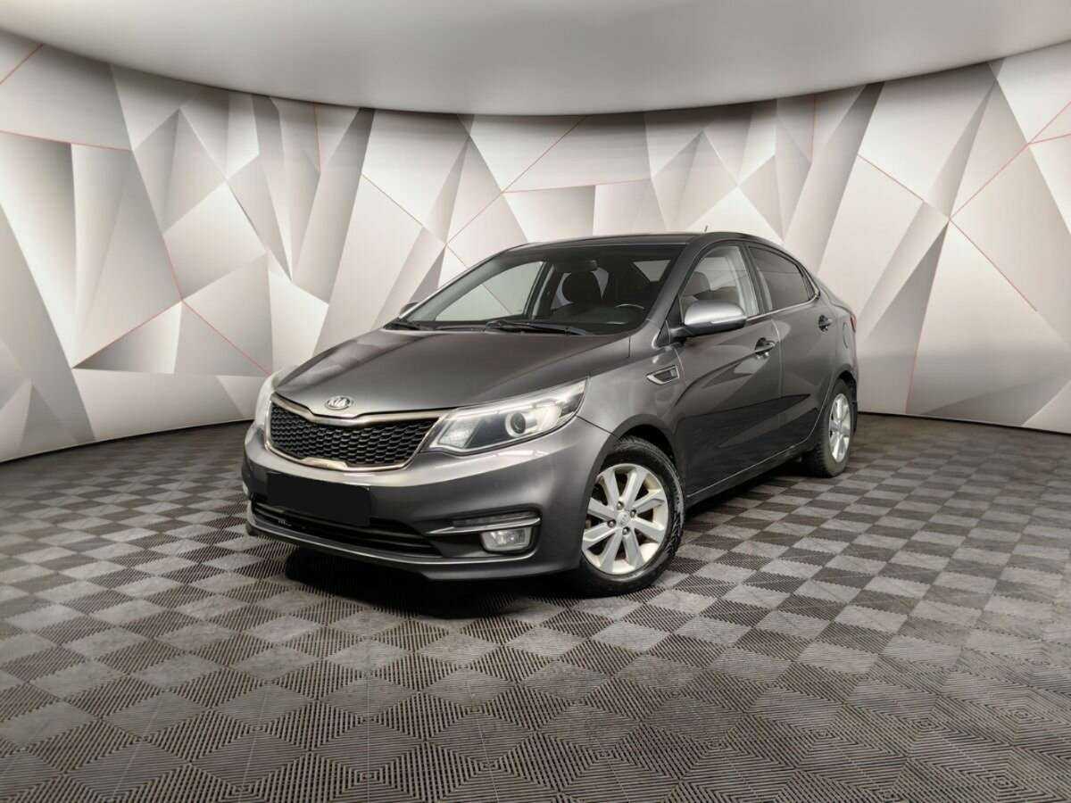 Kia Rio с пробегом — 2015 год. Посмотреть фото