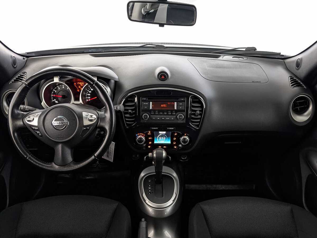 Nissan Juke с пробегом — 2012 год. Фото: #11
