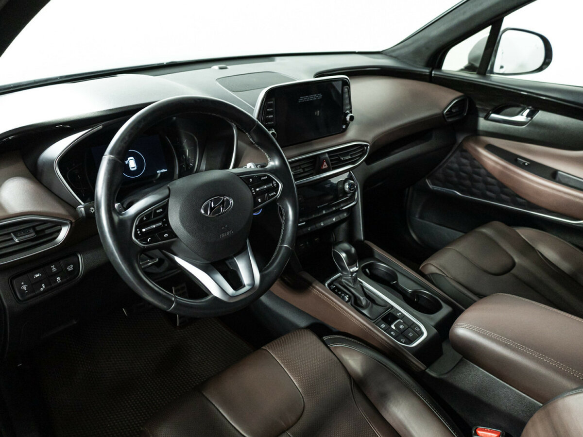 Hyundai Santa Fe с пробегом — 2019 год. Фото: #8