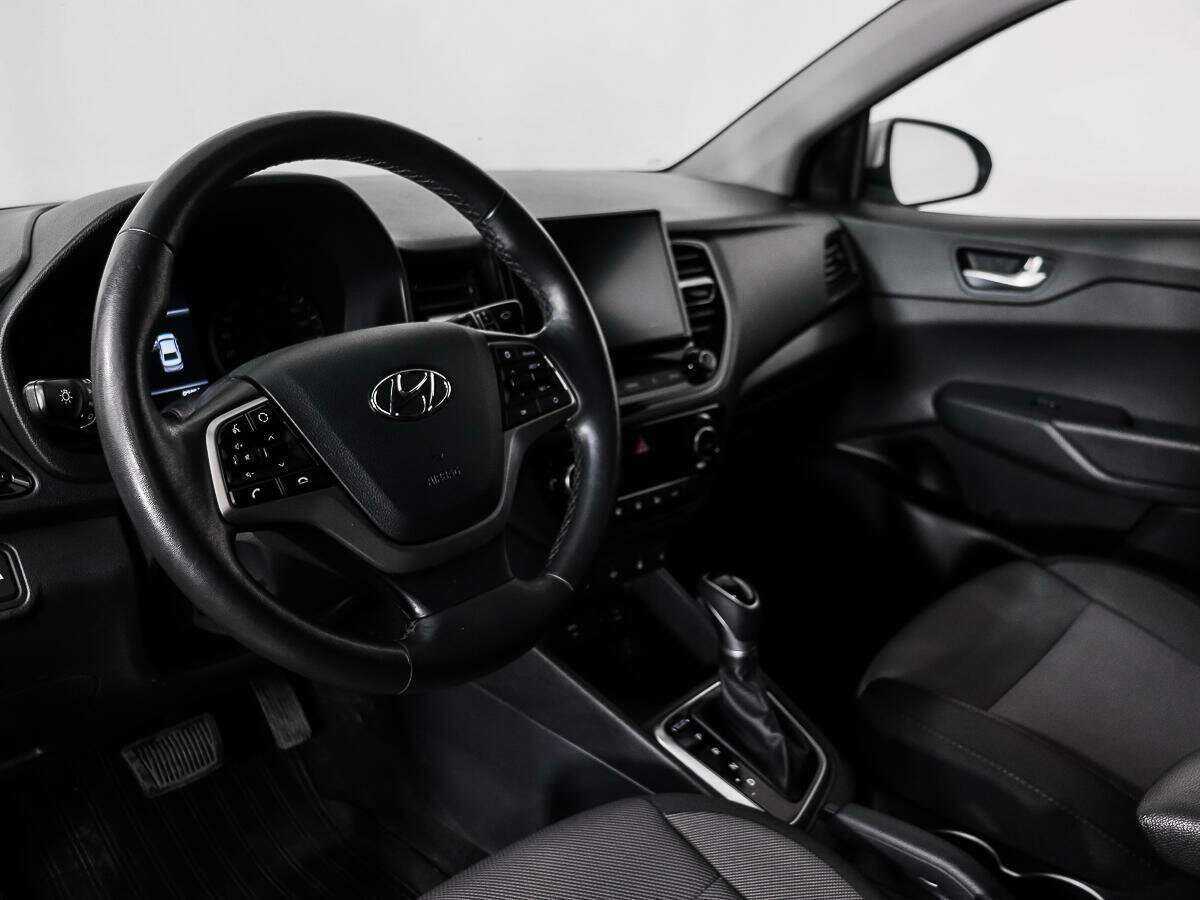 Hyundai Solaris с пробегом — 2020 год. Фото: #8