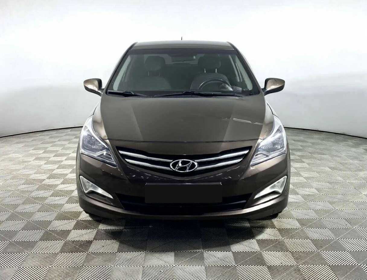 Hyundai Solaris с пробегом — 2016 год. Фото: #1