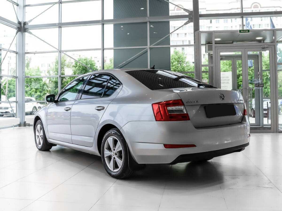 Skoda Octavia с пробегом — 2014 год. Фото: #6