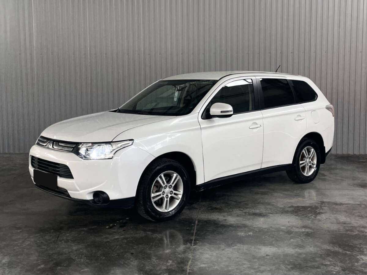 Mitsubishi Outlander с пробегом — 2013 год. Посмотреть фото