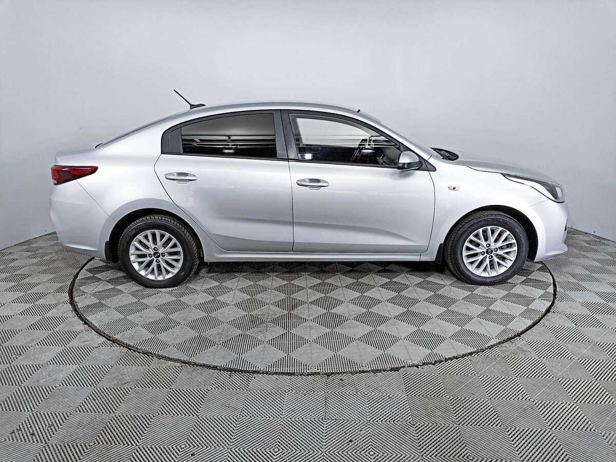 Kia Rio с пробегом — 2018 год. Фото: #3