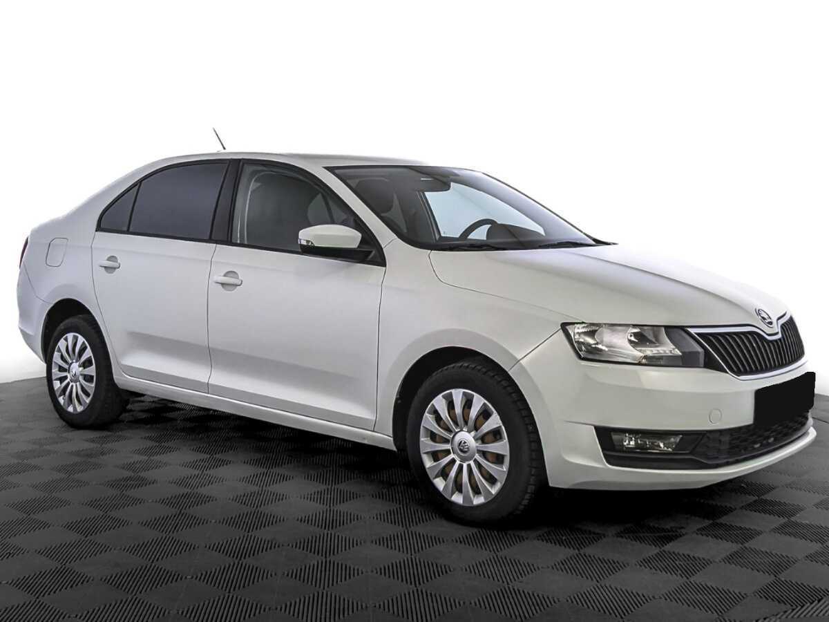 Skoda Rapid с пробегом — 2019 год. Фото: #2