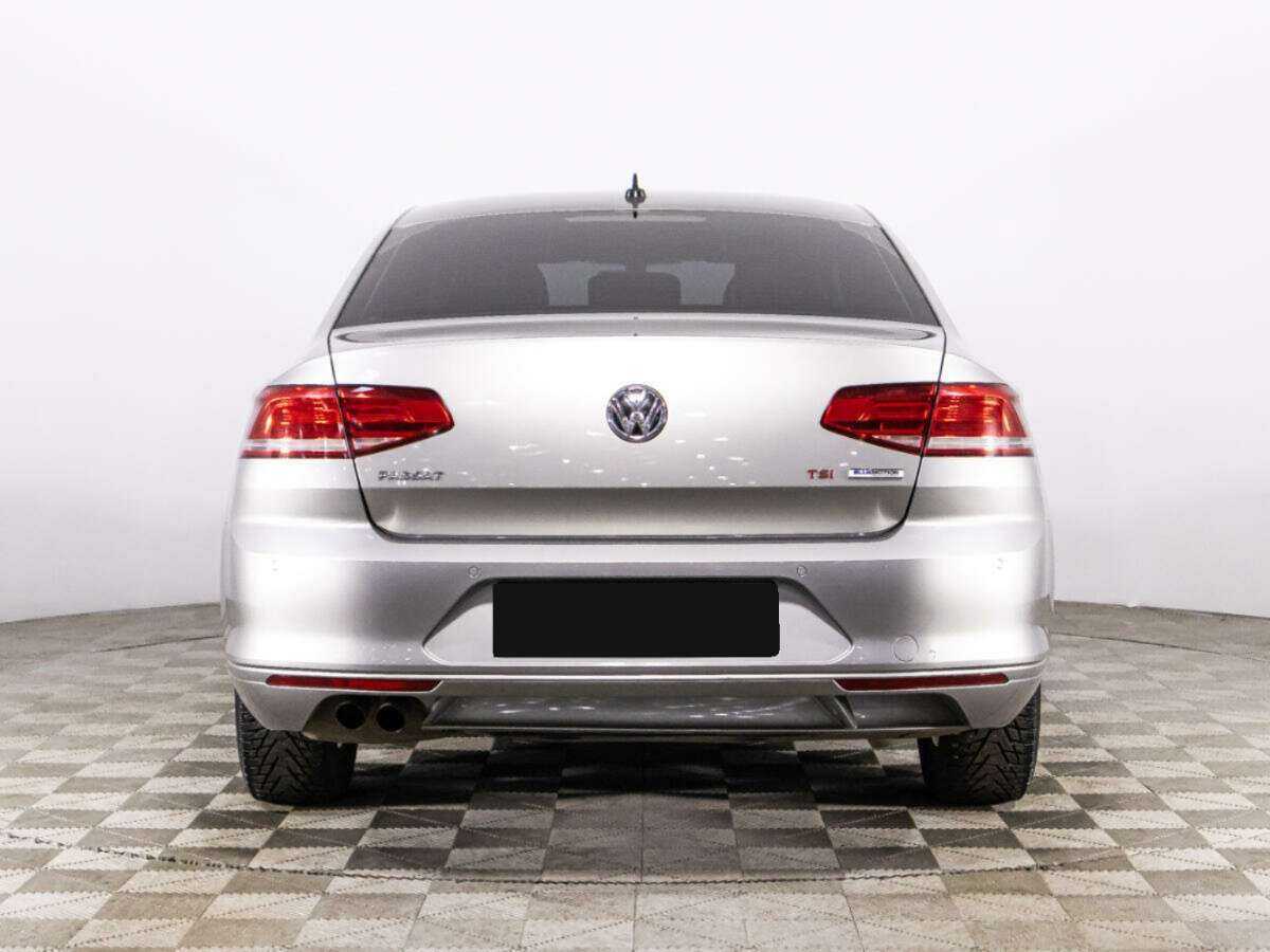 Volkswagen Passat с пробегом — 2017 год. Фото: #5