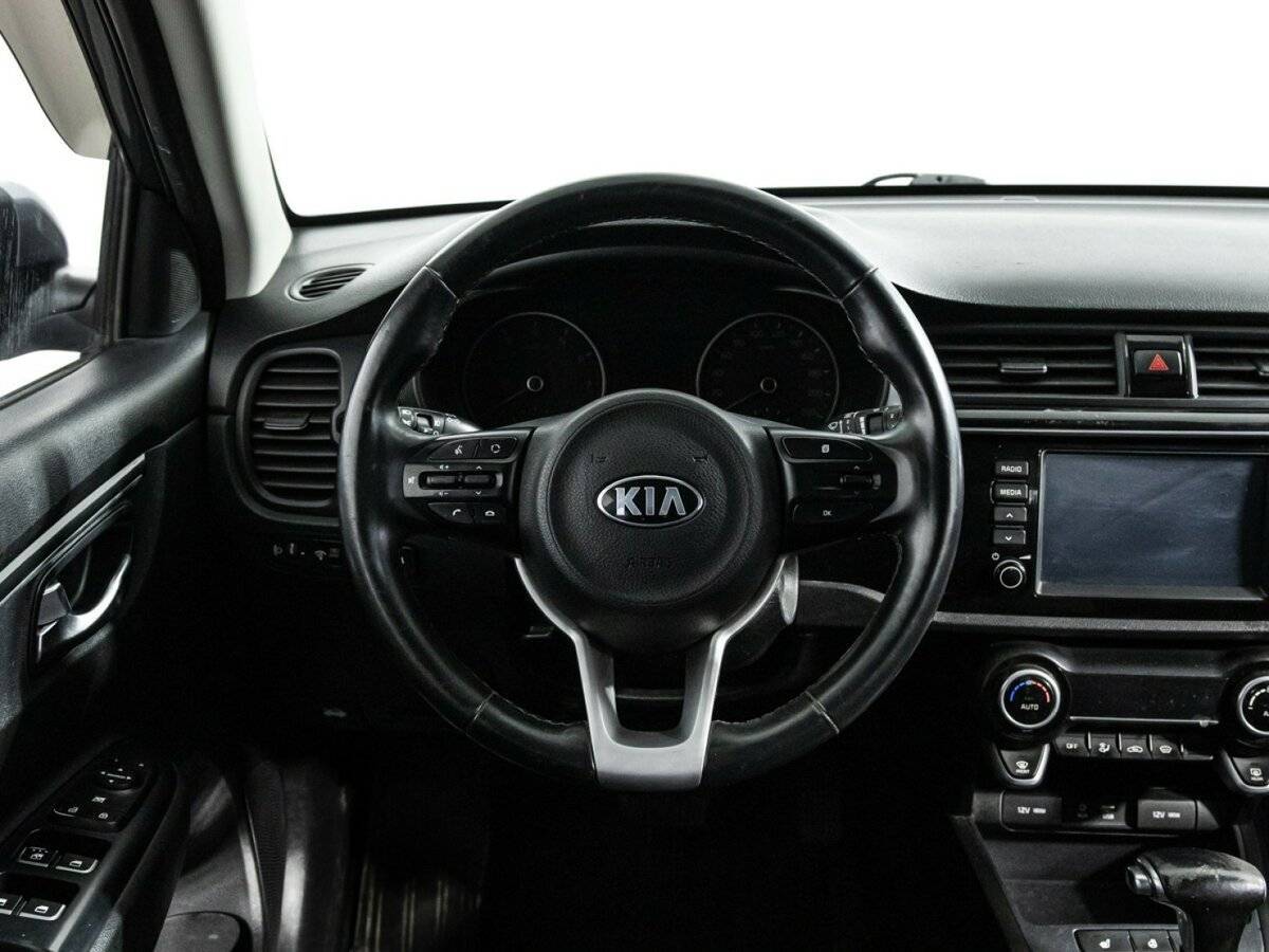 Kia Rio с пробегом — 2018 год. Фото: #17