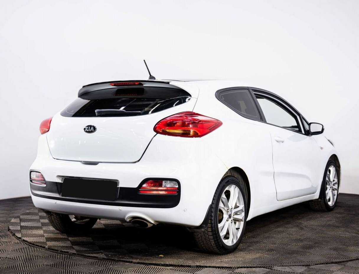 Kia Ceed с пробегом — 2014 год. Фото: #5