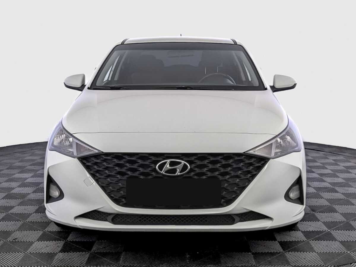Hyundai Solaris с пробегом — 2020 год. Фото: #1