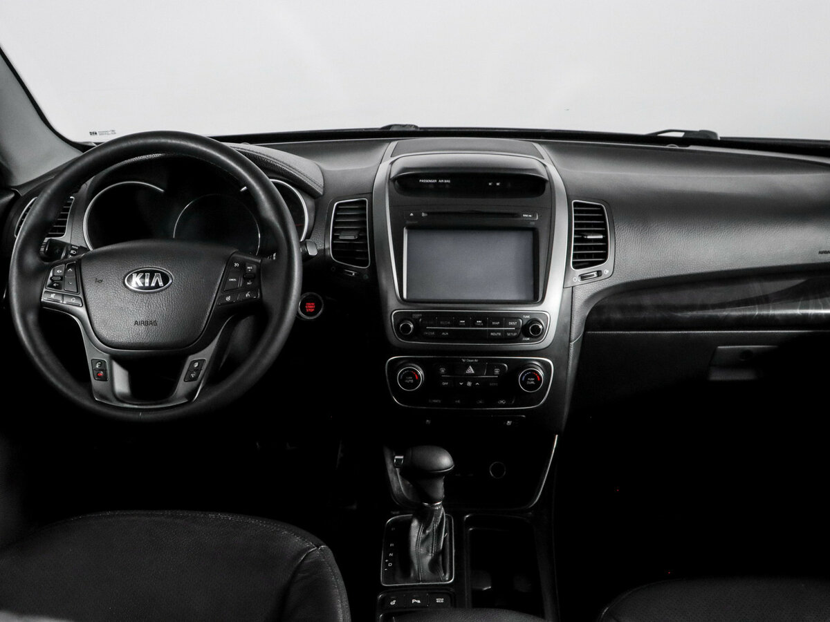 Kia Sorento с пробегом — 2013 год. Фото: #11