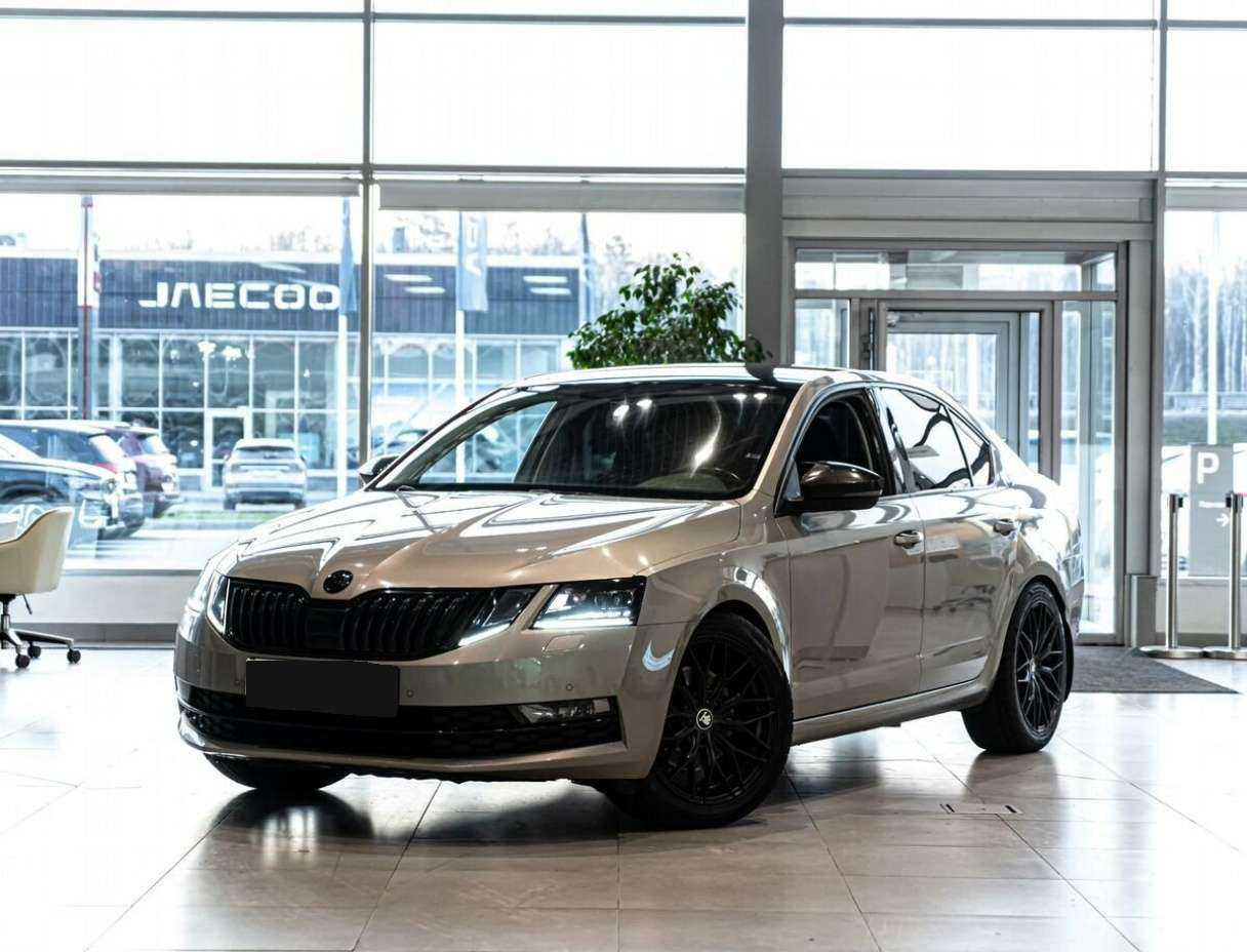 Skoda Octavia с пробегом — 2018 год. Посмотреть фото