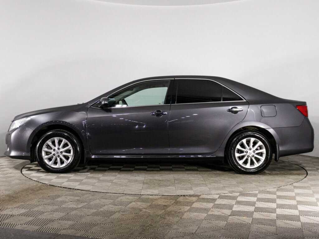 Toyota Camry с пробегом — 2012 год. Фото: #7