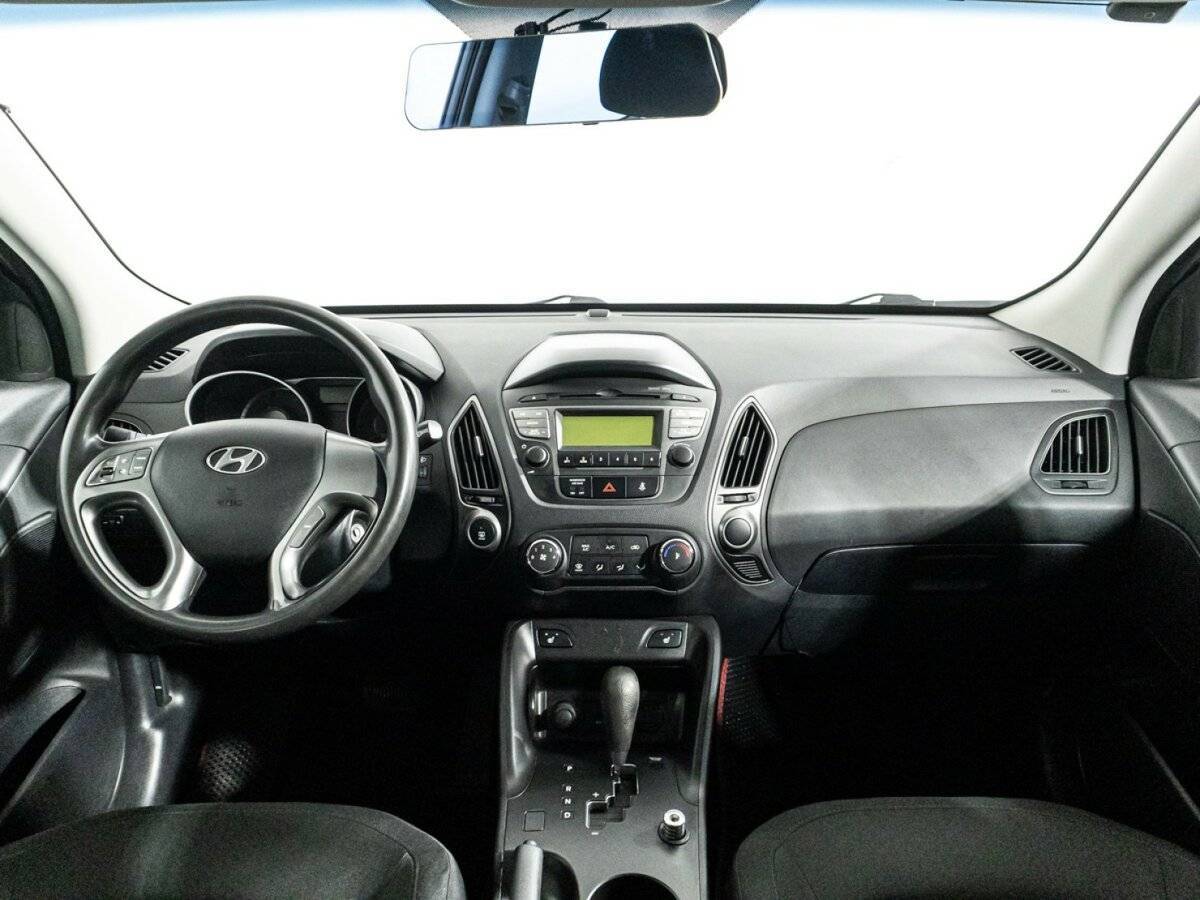 Hyundai ix35 с пробегом — 2013 год. Фото: #12