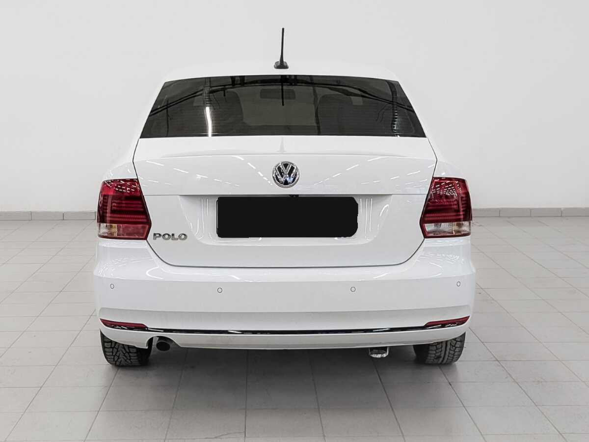 Volkswagen Polo с пробегом — 2018 год. Фото: #5