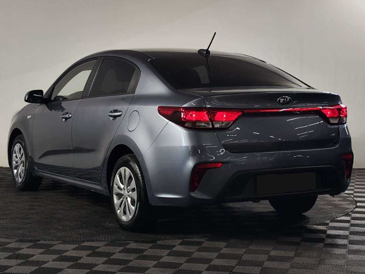 Kia Rio с пробегом — 2020 год. Фото: #3