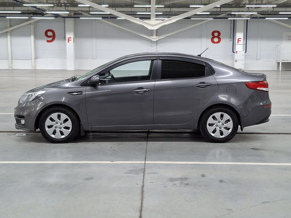 Kia Rio с пробегом — 2015 год. Фото: #7