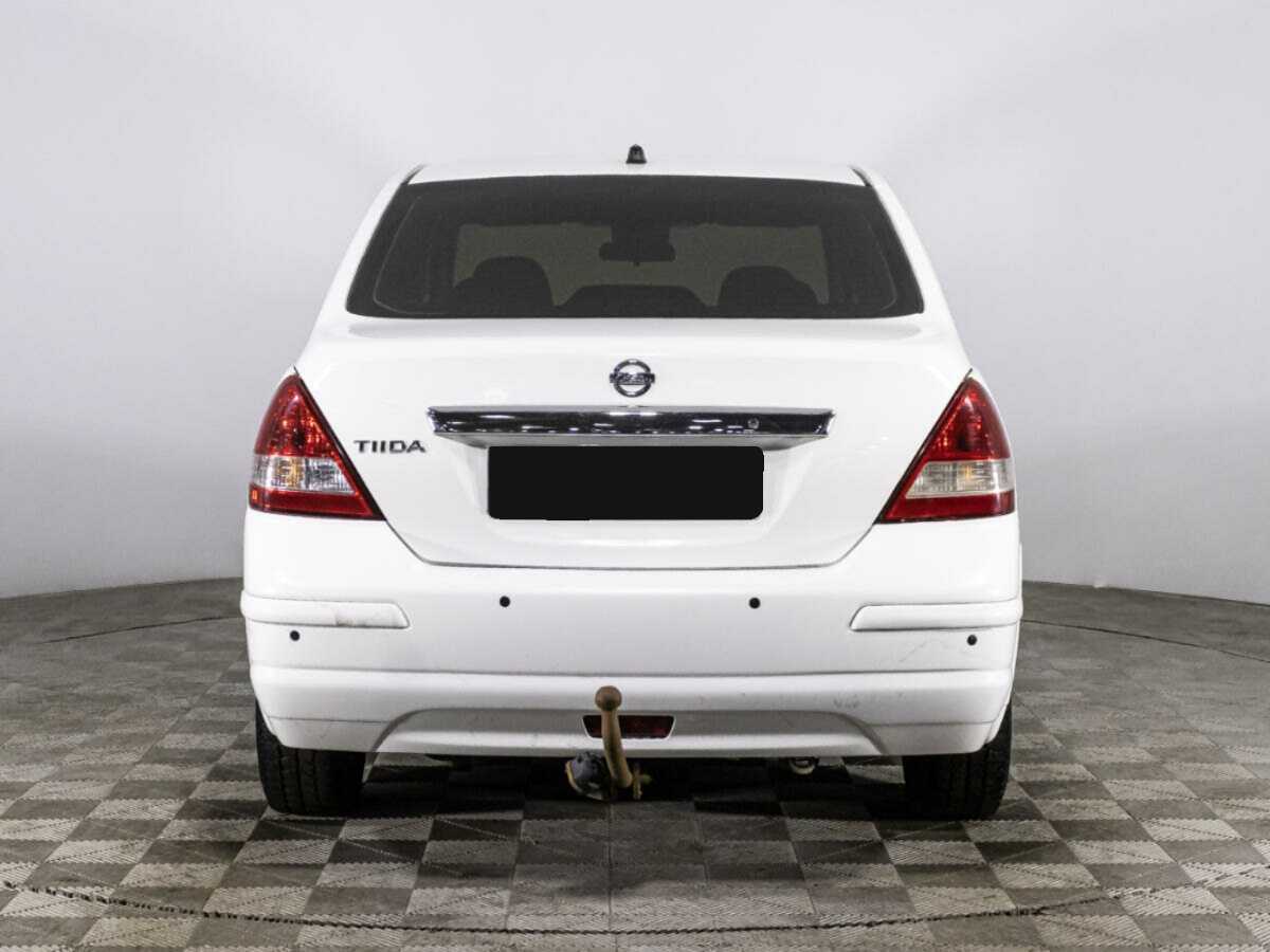 Nissan Tiida с пробегом — 2013 год. Фото: #5