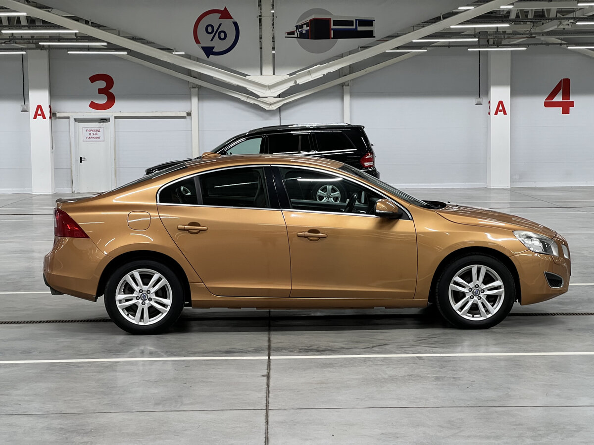 Volvo S60 с пробегом — 2012 год. Фото: #3