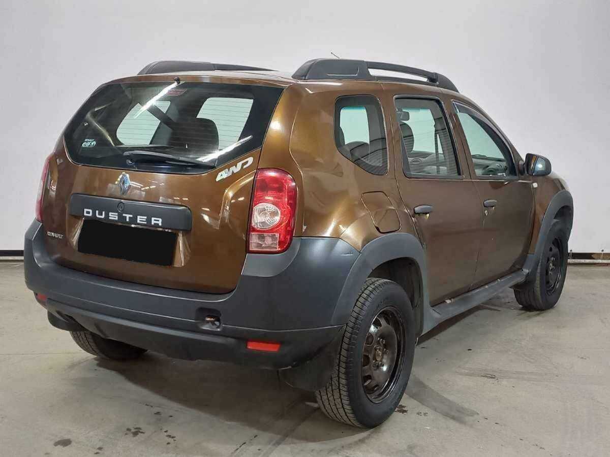 Renault Duster с пробегом — 2012 год. Фото: #4