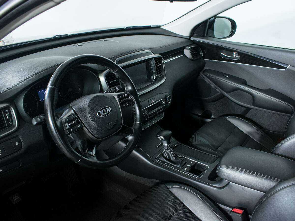 Kia Sorento с пробегом — 2019 год. Фото: #12