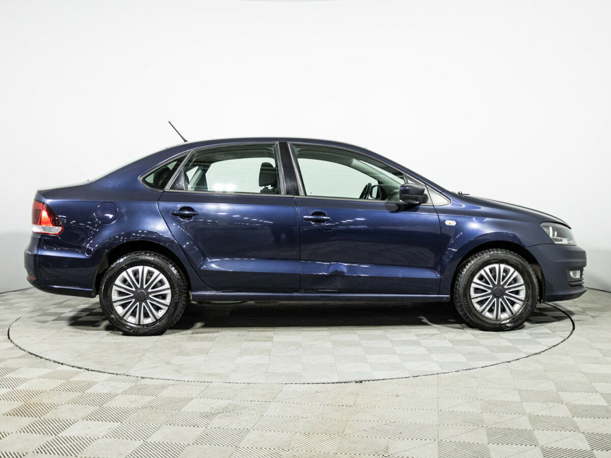 Volkswagen Polo с пробегом — 2015 год. Фото: #3