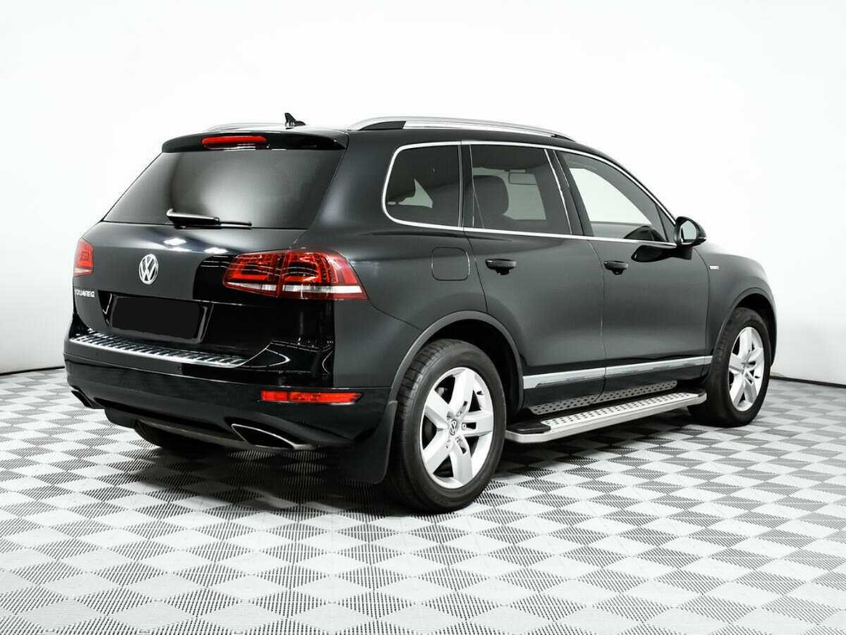 Volkswagen Touareg с пробегом — 2014 год. Фото: #4