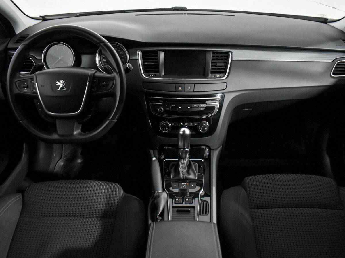 Peugeot 508 с пробегом — 2016 год. Фото: #9