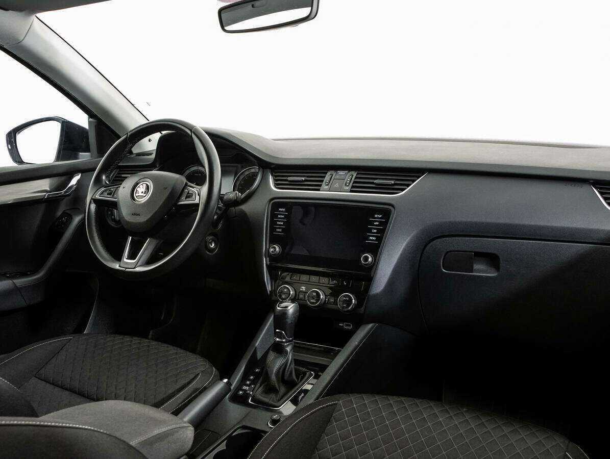 Skoda Octavia с пробегом — 2018 год. Фото: #6