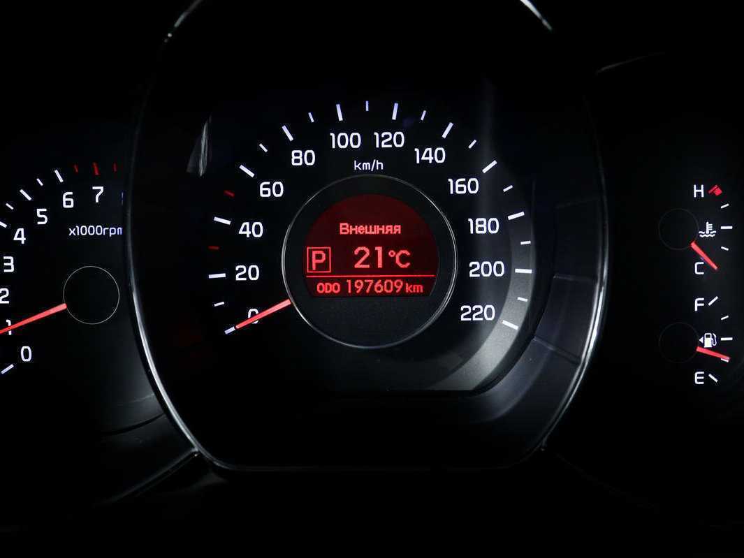 Kia Rio с пробегом — 2012 год. Фото: #9