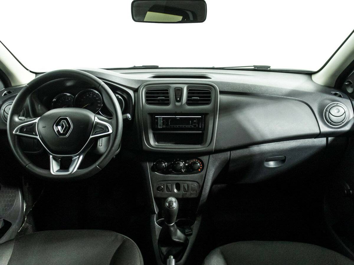 Renault Logan с пробегом — 2019 год. Фото: #12
