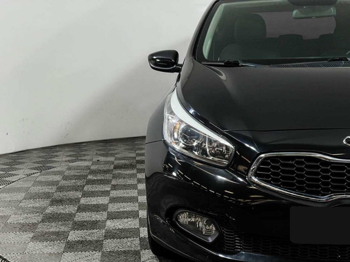 Kia Ceed с пробегом — 2015 год. Фото: #12