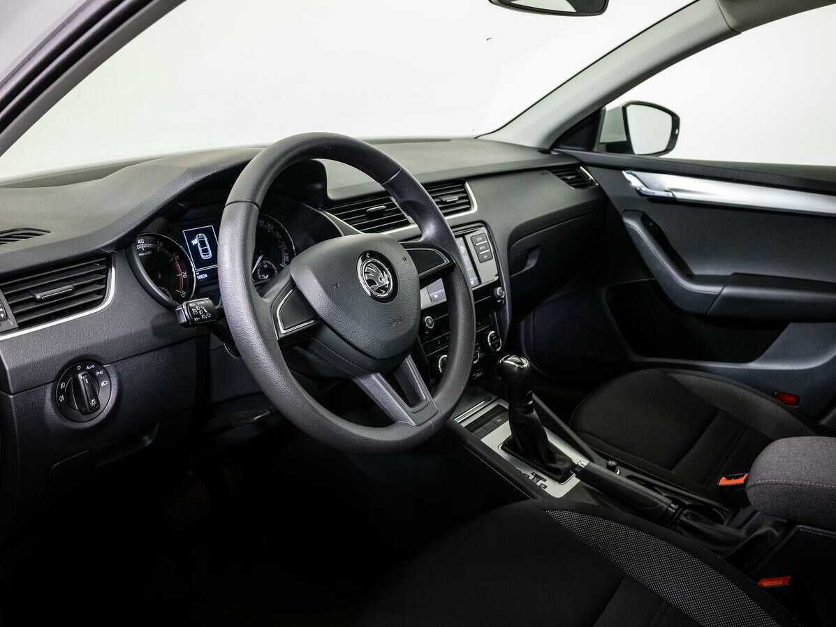 Skoda Octavia с пробегом — 2019 год. Фото: #10