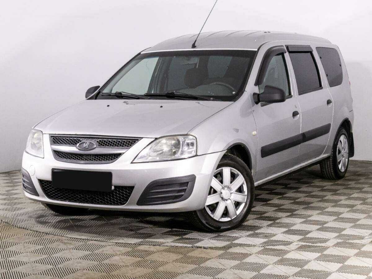 Lada (ВАЗ) Largus с пробегом — 2015 год. Посмотреть фото