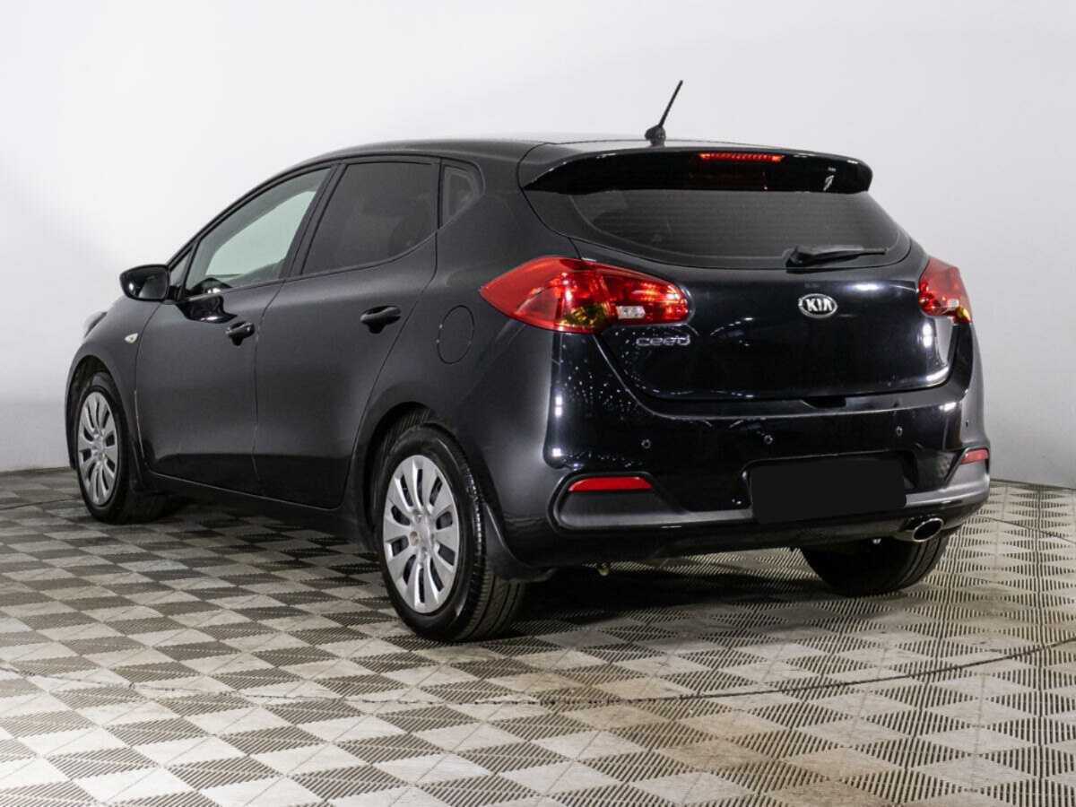 Kia Ceed с пробегом — 2015 год. Фото: #6