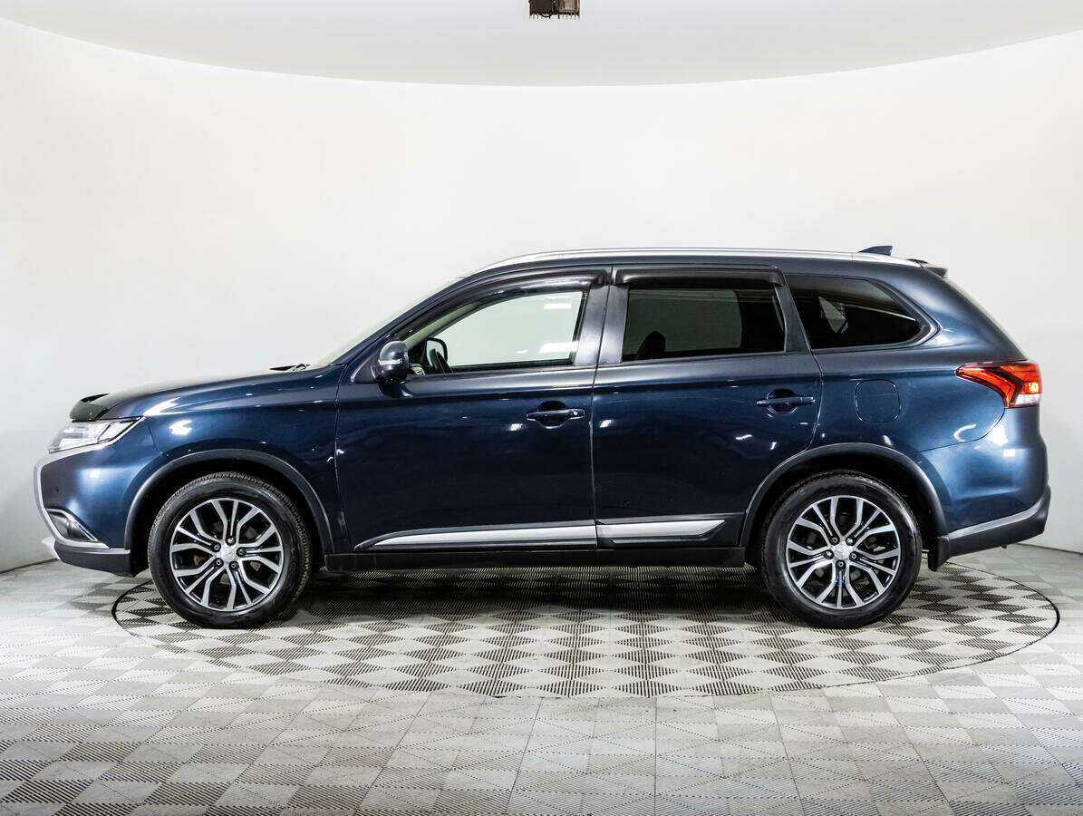 Mitsubishi Outlander с пробегом — 2017 год. Фото: #7