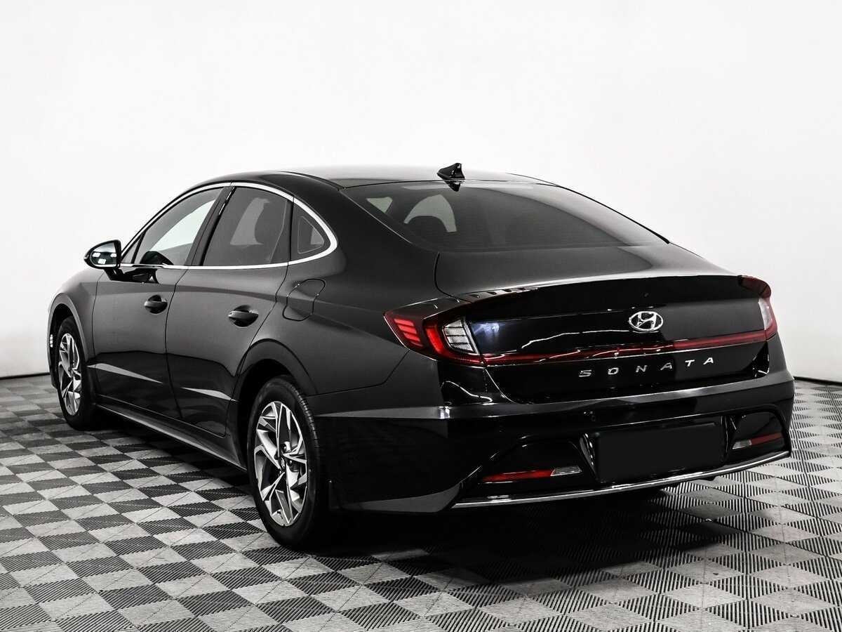 Hyundai Sonata с пробегом — 2021 год. Фото: #6