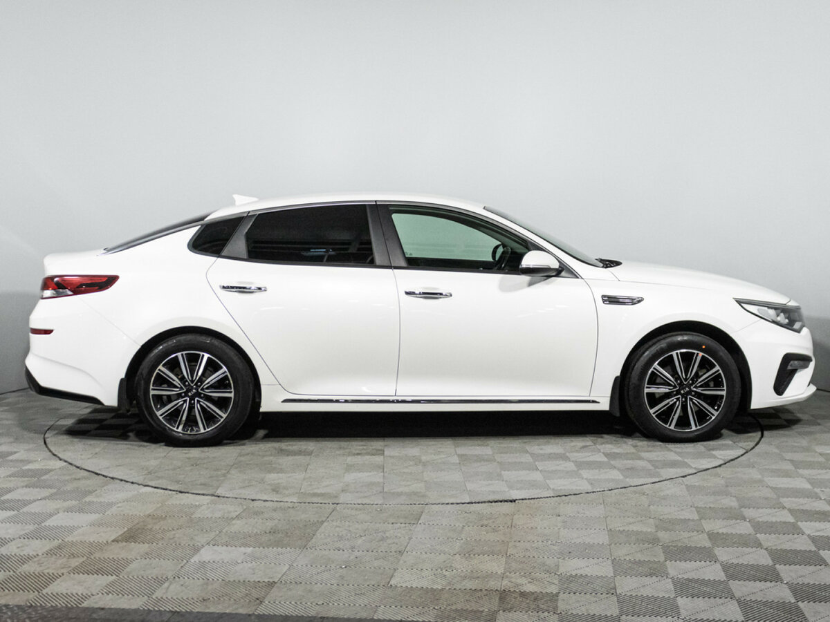 Kia Optima с пробегом — 2018 год. Фото: #3