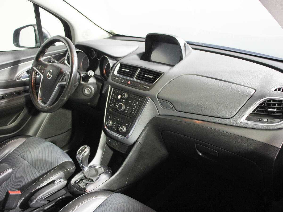 Opel Mokka с пробегом — 2013 год. Фото: #8
