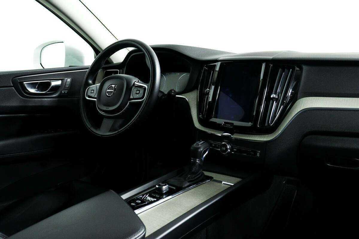 Volvo XC60 с пробегом — 2018 год. Фото: #8
