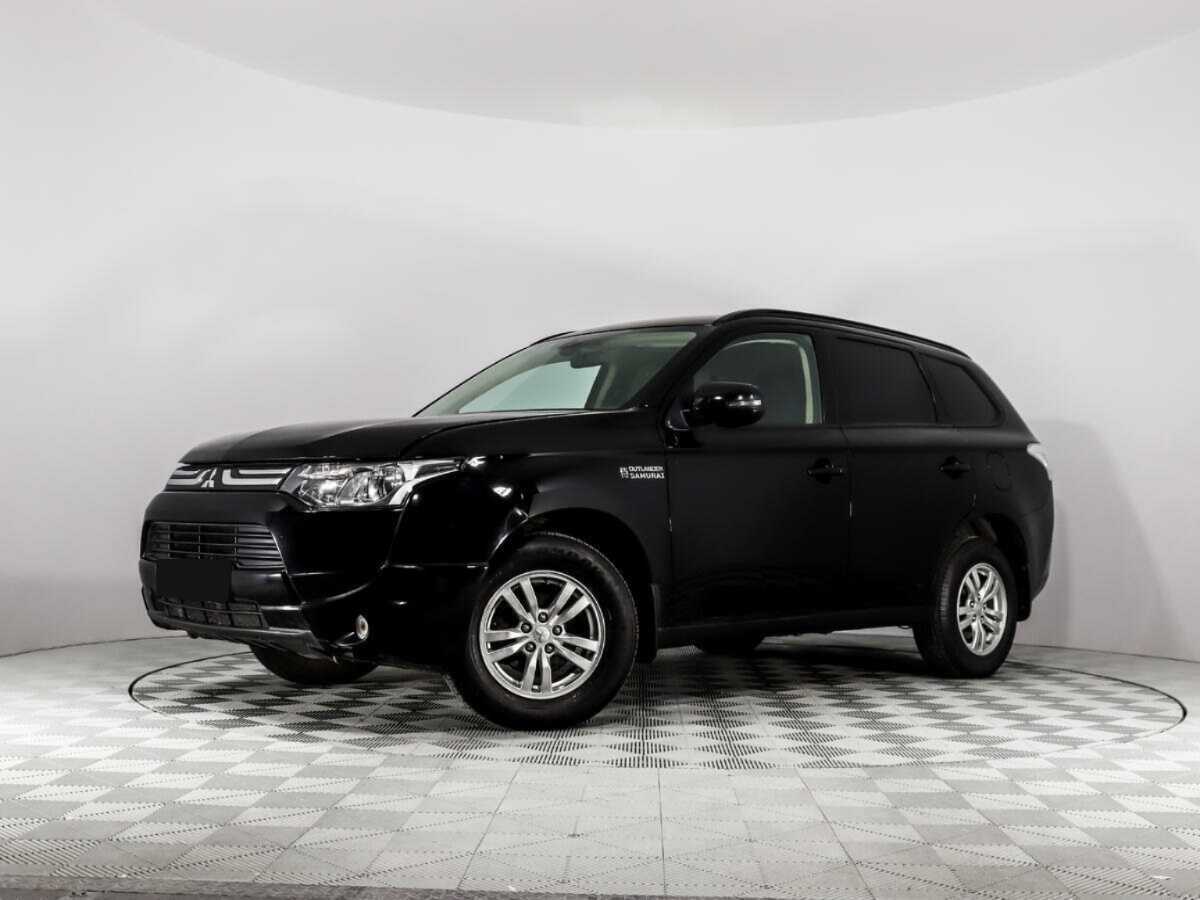 Mitsubishi Outlander с пробегом — 2014 год. Посмотреть фото