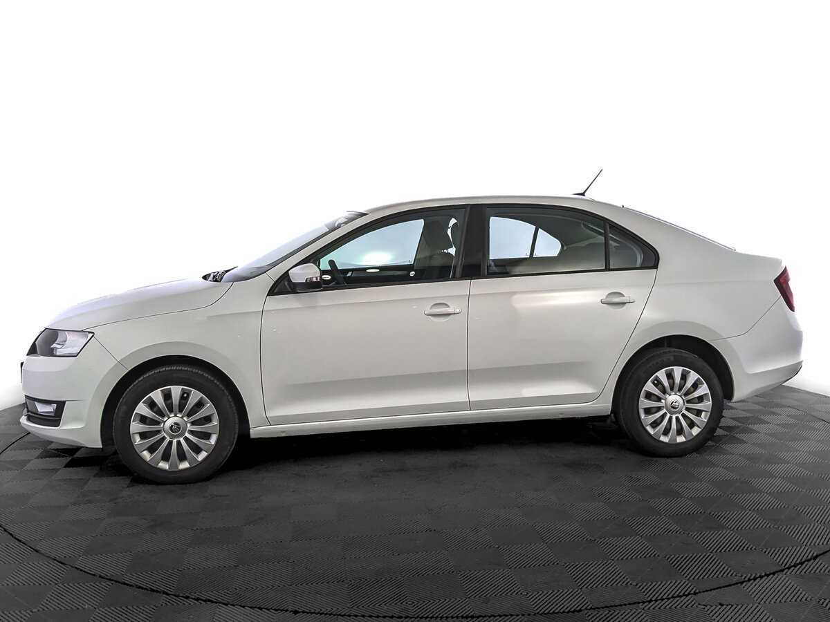 Skoda Rapid с пробегом — 2019 год. Фото: #7