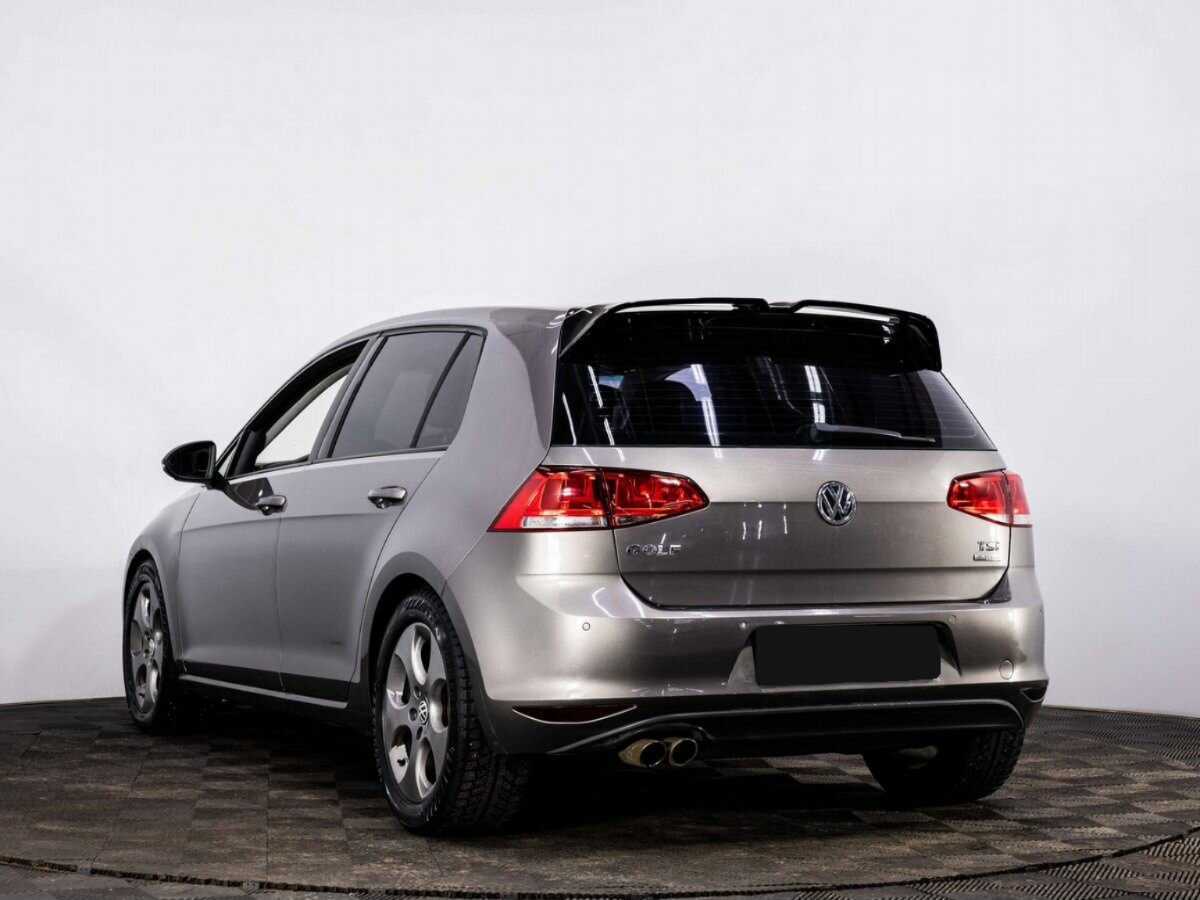 Volkswagen Golf с пробегом — 2013 год. Фото: #3