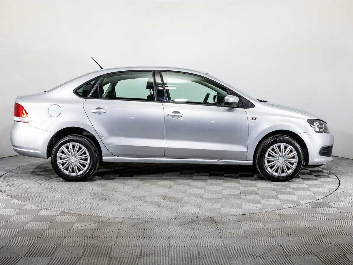 Volkswagen Polo с пробегом — 2014 год. Фото: #3