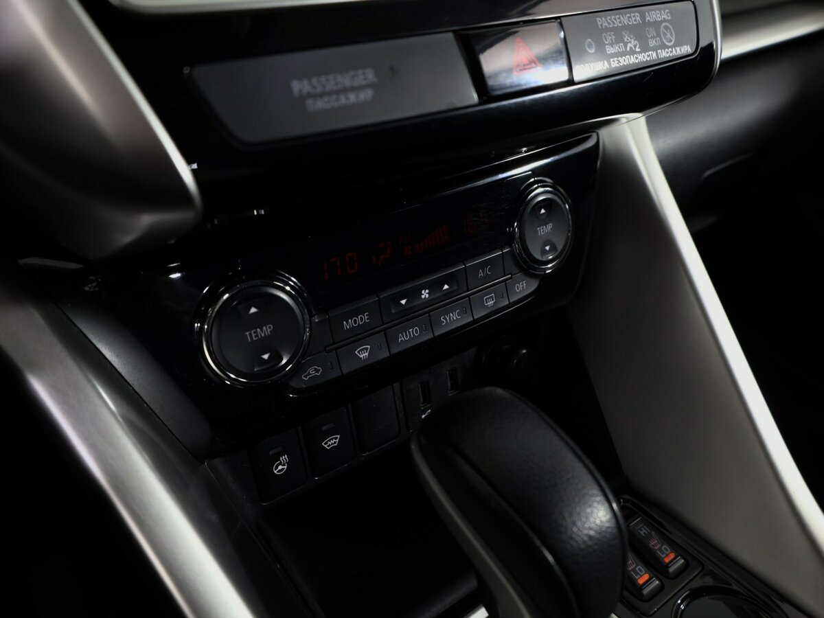 Mitsubishi Eclipse Cross с пробегом — 2019 год. Фото: #16