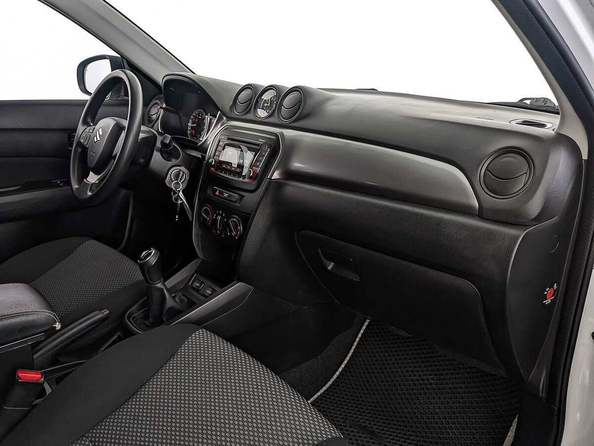 Suzuki Vitara с пробегом — 2019 год. Фото: #12