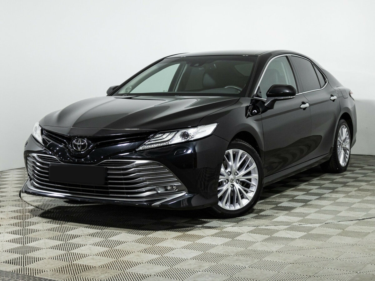 Toyota Camry с пробегом — 2020 год. Посмотреть фото